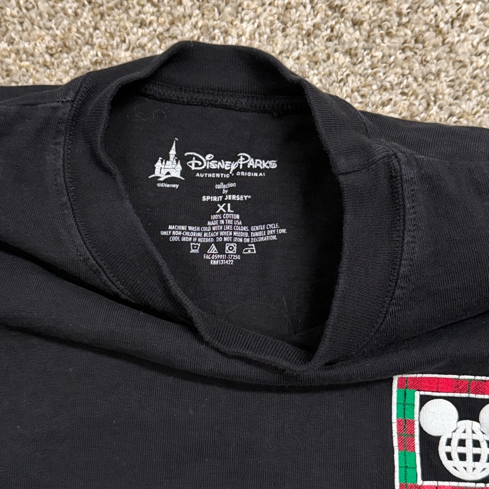 Disney Parks Spirit Jersey Black XL Mickey Globe Est. 1971 - Picture 2 of 5